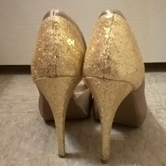 Steve Madden PDevaa Stiletto Sparkling Heel Gold 7 - Picture 3 of 8